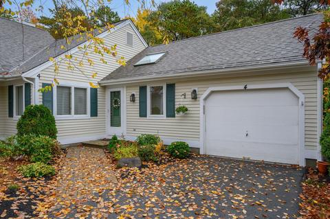 4 Atlantic Ct, Mashpee, MA 02649 photo 1