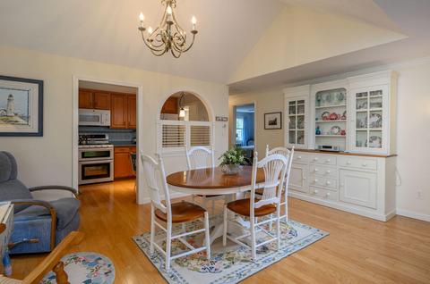 4 Atlantic Ct, Mashpee, MA 02649 photo 11