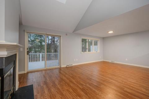 9 Rolling Green Ln, Mashpee, MA 02649 photo 10