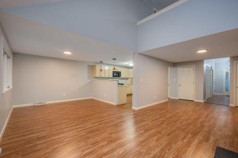 9 Rolling Green Ln, Mashpee, MA 02649 photo 7