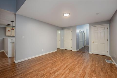 9 Rolling Green Ln, Mashpee, MA 02649 photo 11