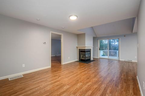 9 Rolling Green Ln, Mashpee, MA 02649 photo 9