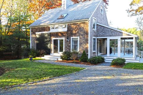 50 Jackson Dr, Cotuit, MA 02635 photo 1