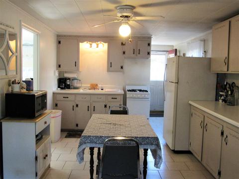 92 Hathaway St, Wareham, MA 02571 photo 4