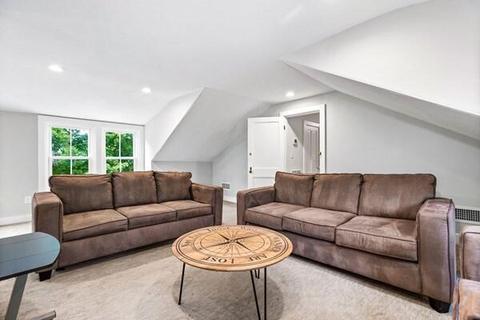83 Summer Street St, Hingham, MA 02043 photo 32