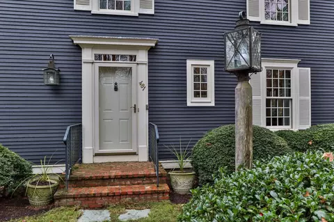 481 Main St, Cotuit, MA 02635 photo 3