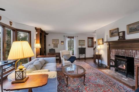 481 Main St, Cotuit, MA 02635 photo 8