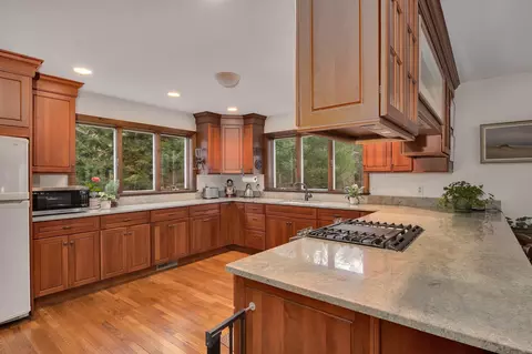 481 Main St, Cotuit, MA 02635 photo 14