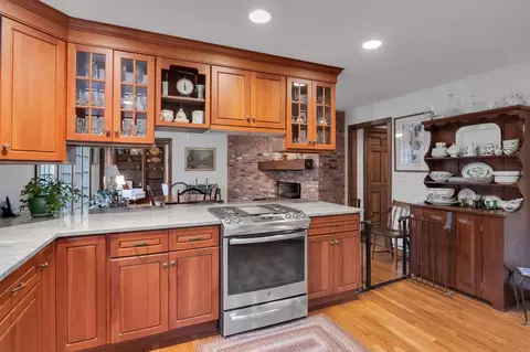 481 Main St, Cotuit, MA 02635 photo 16