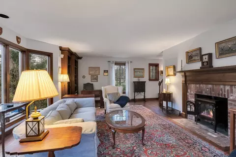 481 Main St, Cotuit, MA 02635 photo 8