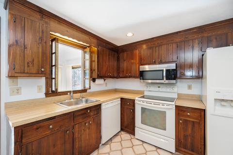 8 Barnacle Ln, Mashpee, MA 02649 photo 13