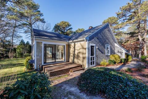 8 Barnacle Ln, Mashpee, MA 02649 photo 31