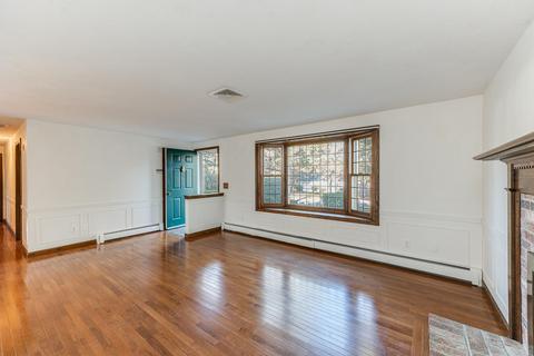8 Barnacle Ln, Mashpee, MA 02649 photo 6