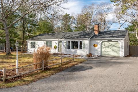 99 Sheaffer Rd, Centerville, MA 02632 photo 2