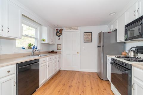 99 Sheaffer Rd, Centerville, MA 02632 photo 10