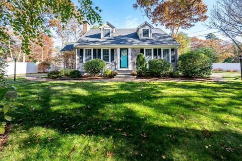 3 Brewster Rd, Mashpee, MA 02649 photo 1