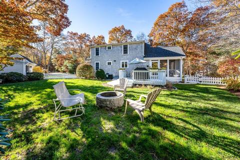 3 Brewster Rd, Mashpee, MA 02649 photo 4