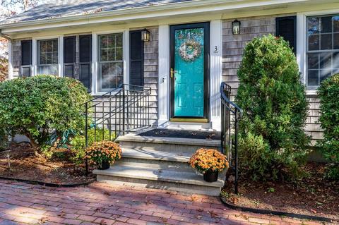 3 Brewster Rd, Mashpee, MA 02649 photo 2