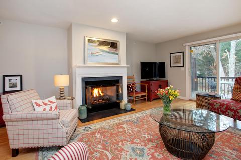 15 Windward St, Mashpee, MA 02649 photo 7