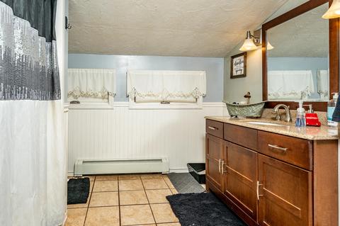 8 Parkwood Dr, Wareham, MA 02571 photo 13