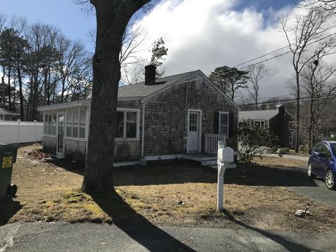 47 Alma Rd, Mashpee, MA 02649 photo 1
