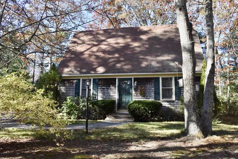 11 Jonas Dr, Mashpee, MA 02649 photo 1