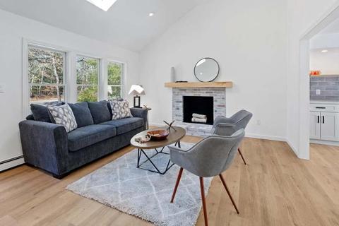 124 Mashpee Neck Rd, Mashpee, MA 02649 photo 8
