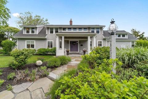 9 Waterside Dr #3, North Falmouth, MA 02556