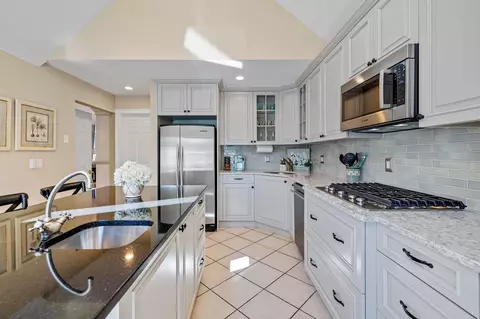 35 Red Cedar Rd, Mashpee, MA 02649 photo 10