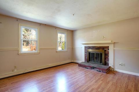 319 Cotuit Rd, Mashpee, MA 02649 photo 9