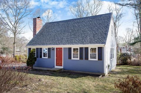 319 Cotuit Rd, Mashpee, MA 02649 photo 2