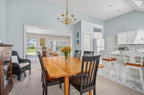 12 Sunbeam Ln, Hyannis, MA 02601 photo 10