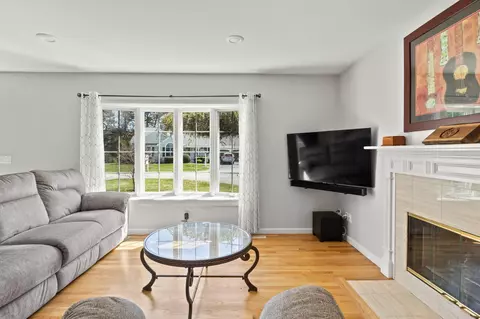 17 Starbeam Ln, Hyannis, MA 02601 photo 5