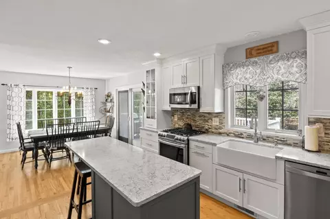 17 Starbeam Ln, Hyannis, MA 02601 photo 9