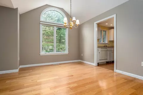 9 Executive Dr, Mashpee, MA 02649 photo 7