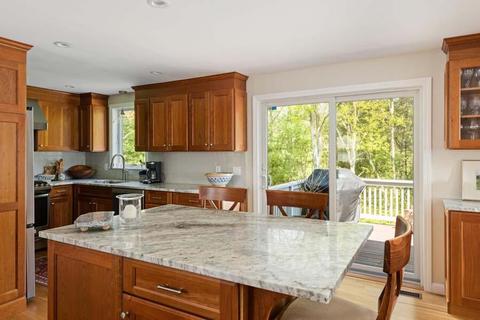 6 Wading Place Rd, Mashpee, MA 02649 photo 9