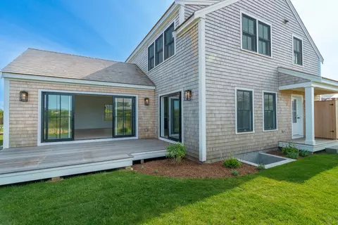 9 Hydrangea Ln, Nantucket, MA 02554 photo 6
