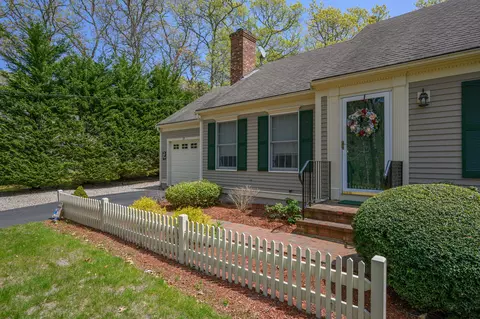 119 Beechtree Dr, Brewster, MA 02631 photo 2