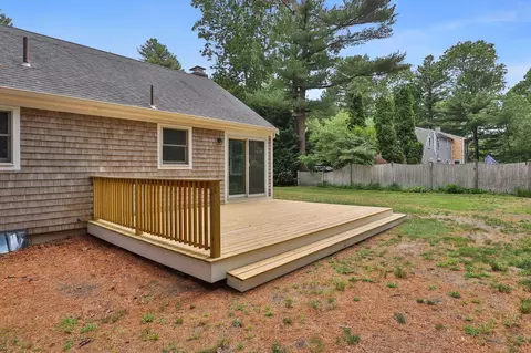 71 Goff Ter, Centerville, MA 02632 photo 27
