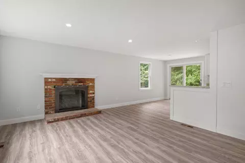71 Goff Ter, Centerville, MA 02632 photo 6
