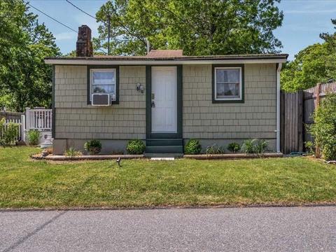 56 Ryder St, Buzzards Bay, MA 02532 photo 2
