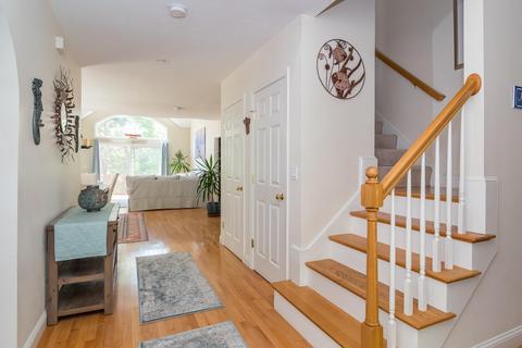 28 Prestwick Rd, Bourne, MA 02532 photo 5
