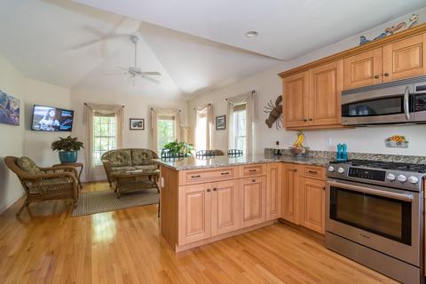 28 Prestwick Rd, Bourne, MA 02532 photo 13