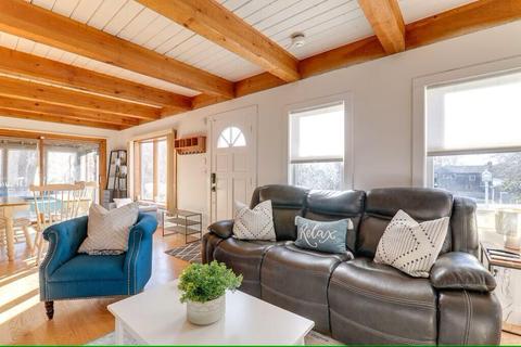 53 Cayuga Ave, Mashpee, MA 02649 photo 4