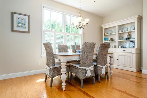 9 Chadwick Ct, Mashpee, MA 02649 photo 9