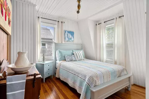 7 N Water St, Onset, MA 02558 photo 21