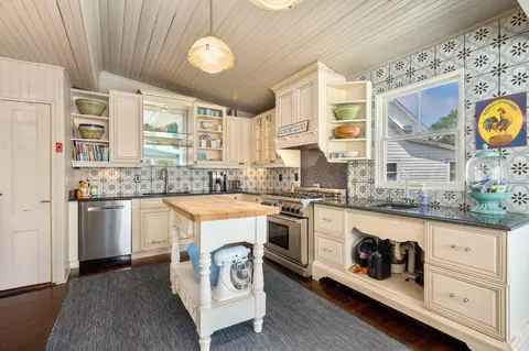 7 N Water St, Onset, MA 02558 photo 13