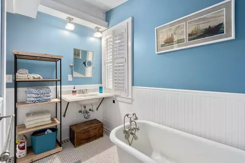 7 N Water St, Onset, MA 02558 photo 17