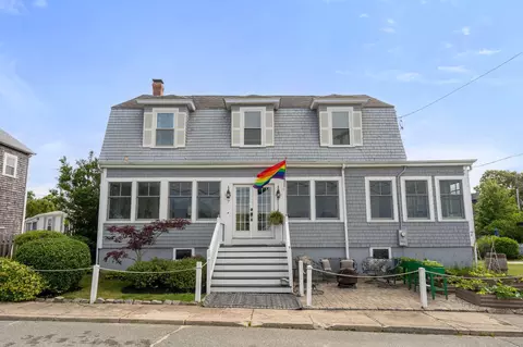 7 N Water St, Onset, MA 02558 photo 2