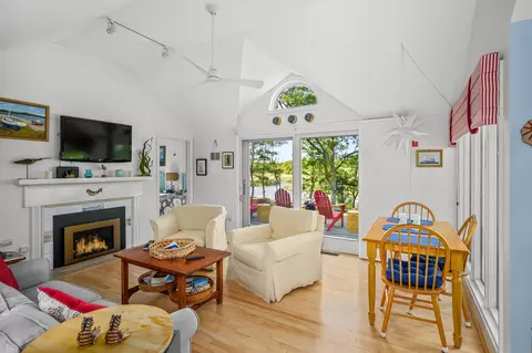 160 Marston Ave #15, Hyannis Port, MA 02647 photo 15